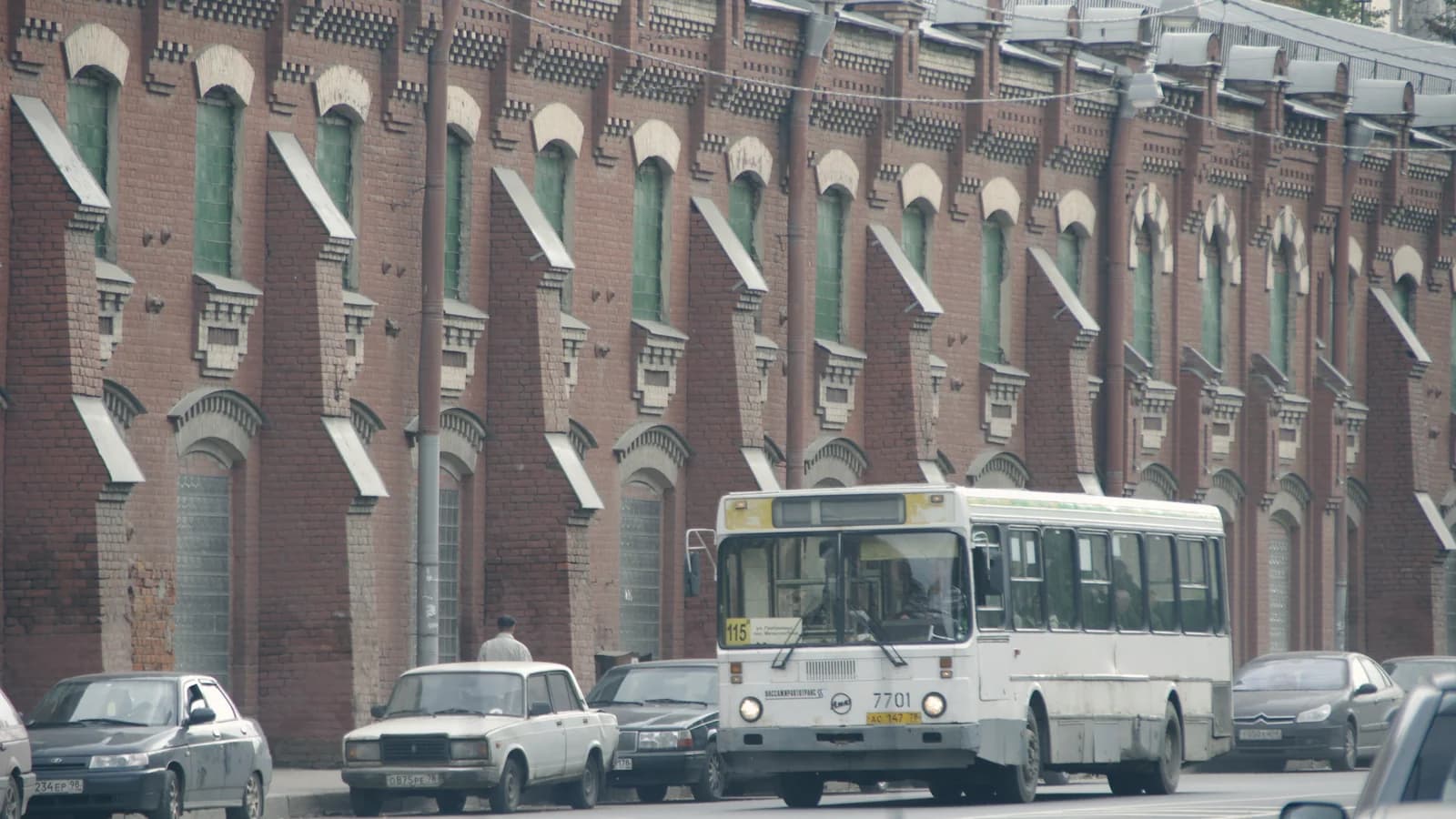 Автобусные экскурсии по Санкт-Петербургу: маршруты и цены