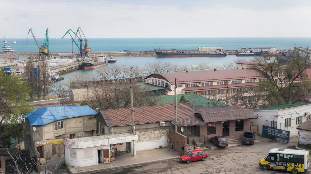 Где остановиться: Махачкала, Каспийск или горные аулы