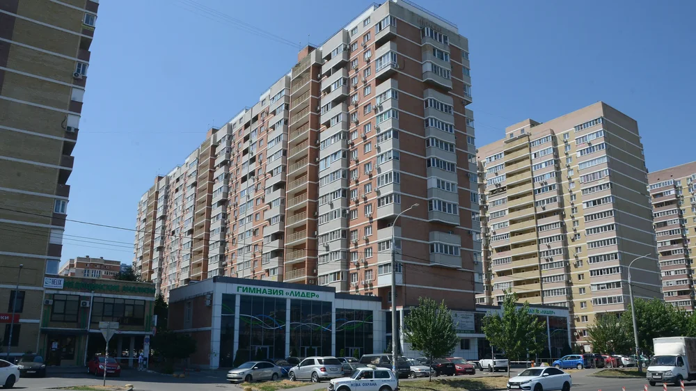 Стартовые расходы: виза, страховка и документы