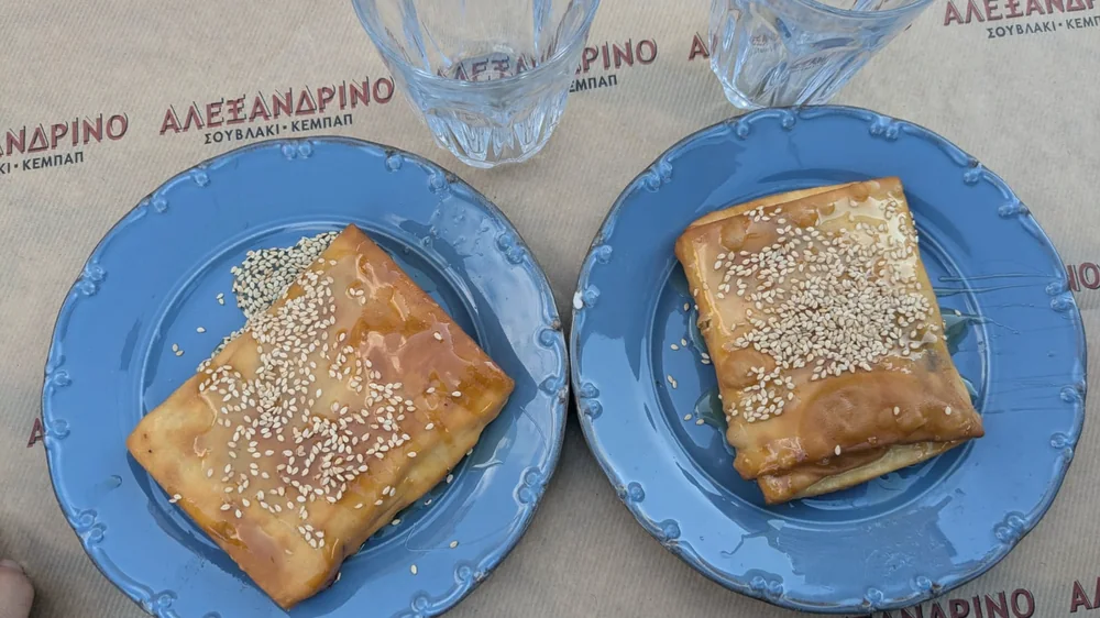 Греческая кухня: от дзадзики до узо