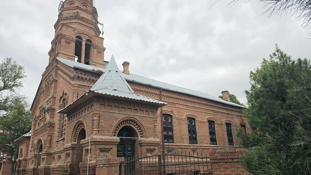 Где в регионах говорят на русском: Гянджа, Шеки и Нахичевань