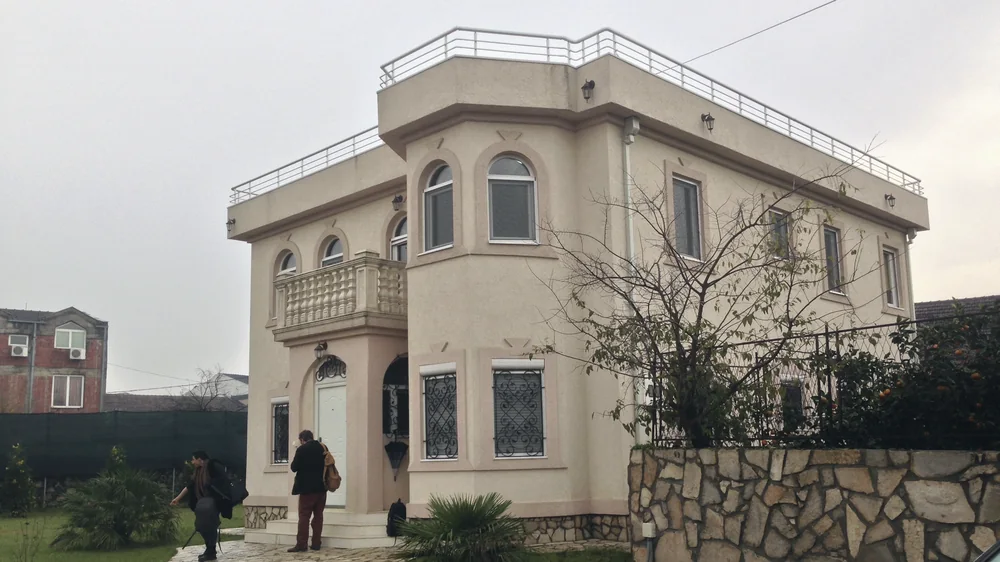 Риски стихийного такси на стоянках у терминала
