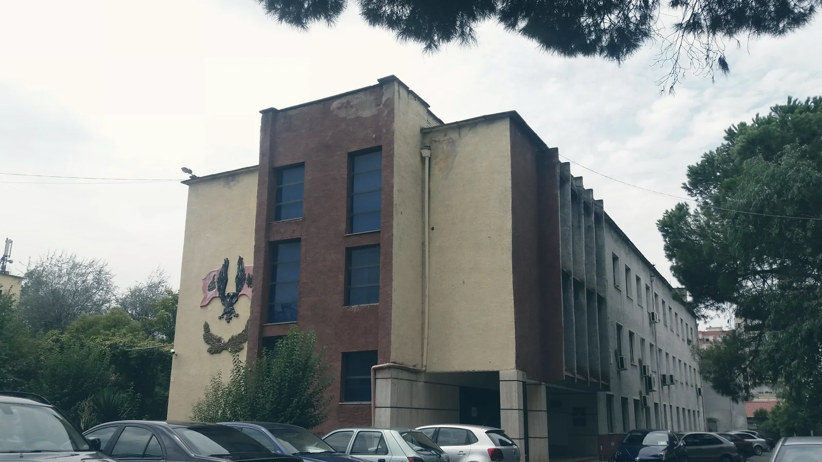 Центр Тираны: карта, достопримечательности и маршрут